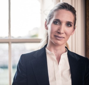 Photo of Dr. Linda Fiumura, Consultant Plastic Surgeon